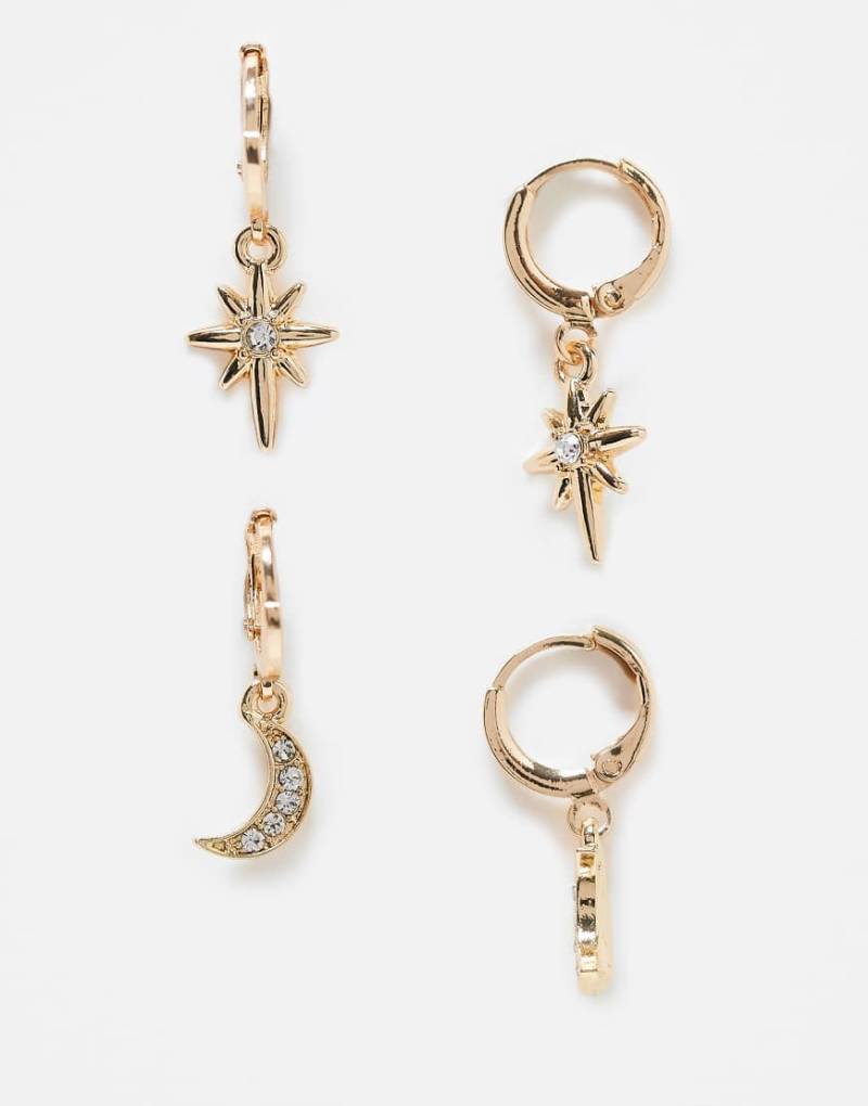 ASOS DESIGN - Zweierpack kleine Creolen in Goldoptik mit Himmelskörper-Anhängern-Goldfarben von ASOS DESIGN