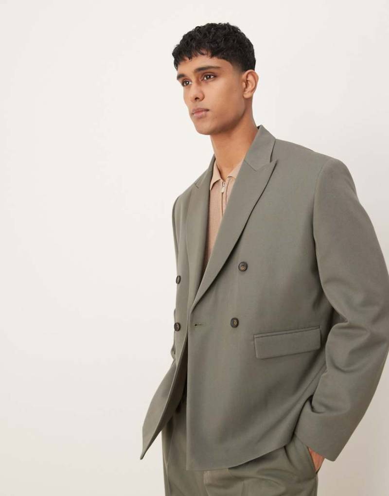 ASOS DESIGN - Zweireihige, kastige Anzugjacke in Grün ASOS DESIGN - Zweireihige, kastige Anzugjacke in Grün von ASOS DESIGN