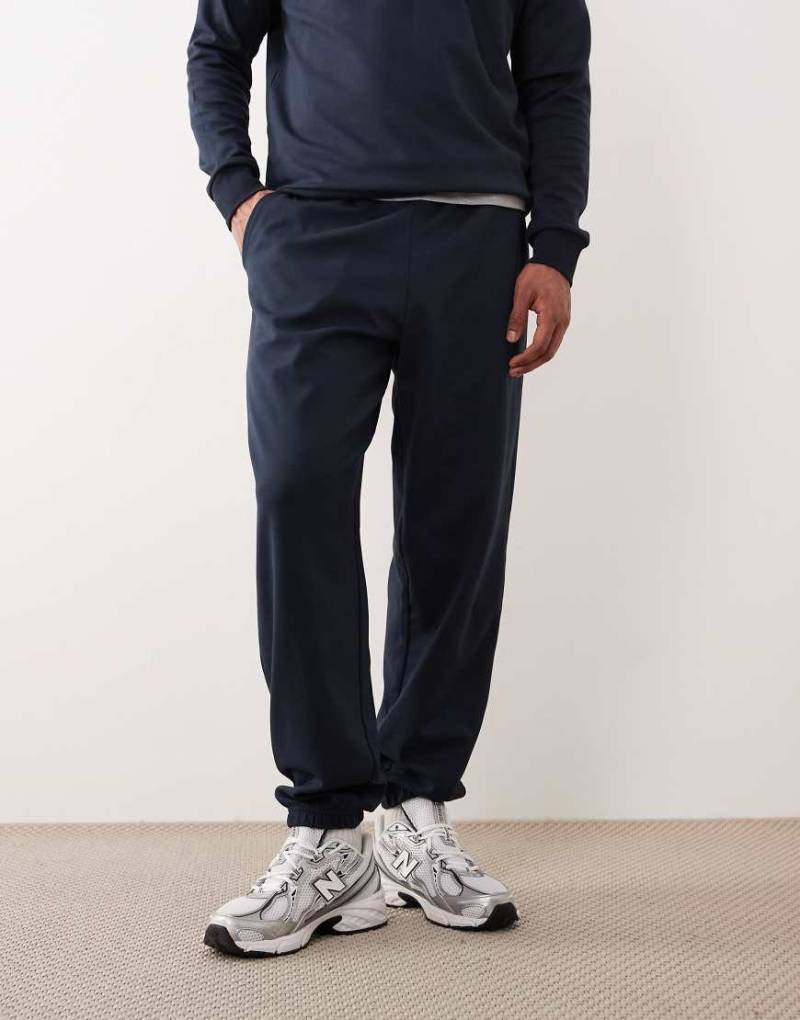 ASOS DESIGN - breatheMAX - Oversize-Jogginghose in Marineblau, Kombiteil von ASOS DESIGN