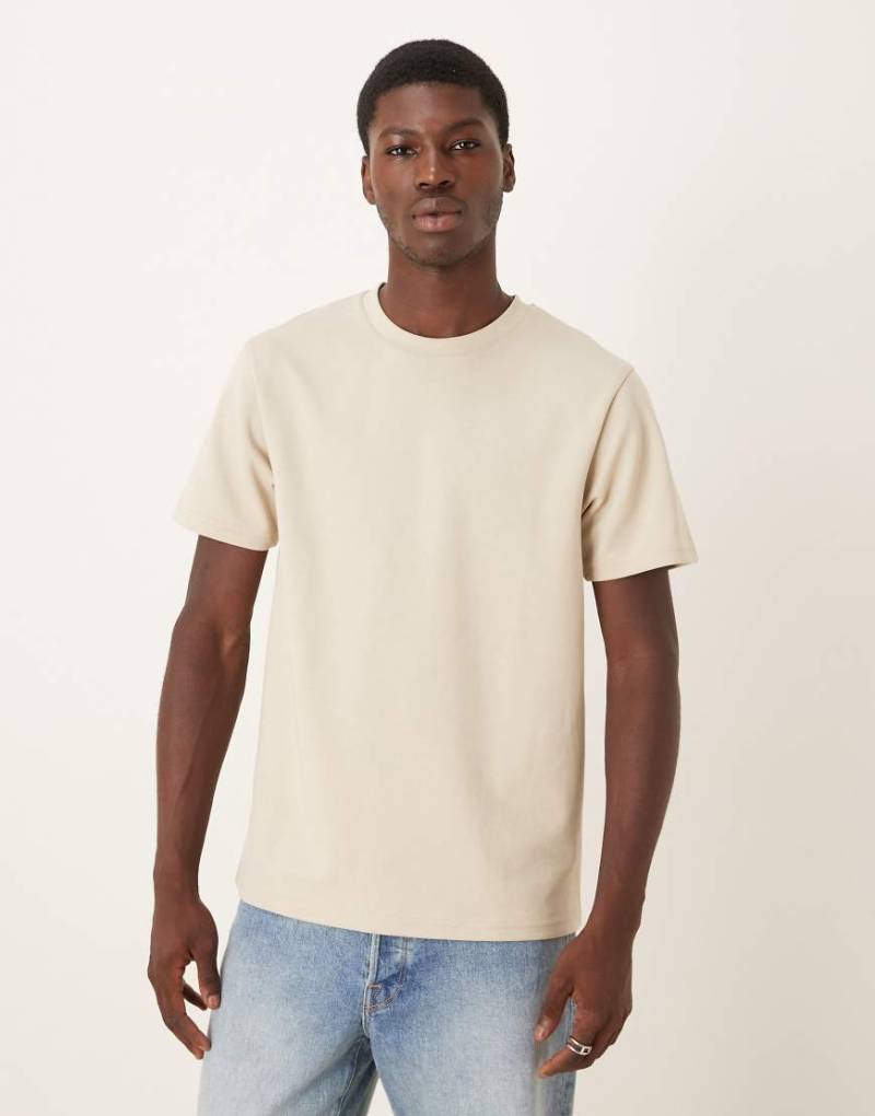 ASOS DESIGN - breatheMAX - Schweres T-Shirt in Beige aus Baumwollmix-Neutral von ASOS DESIGN