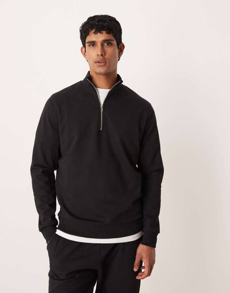 ASOS DESIGN - breatheMAX - Sweatshirt in Schwarz mit kurzem Reißverschluss, Kombiteil von ASOS DESIGN
