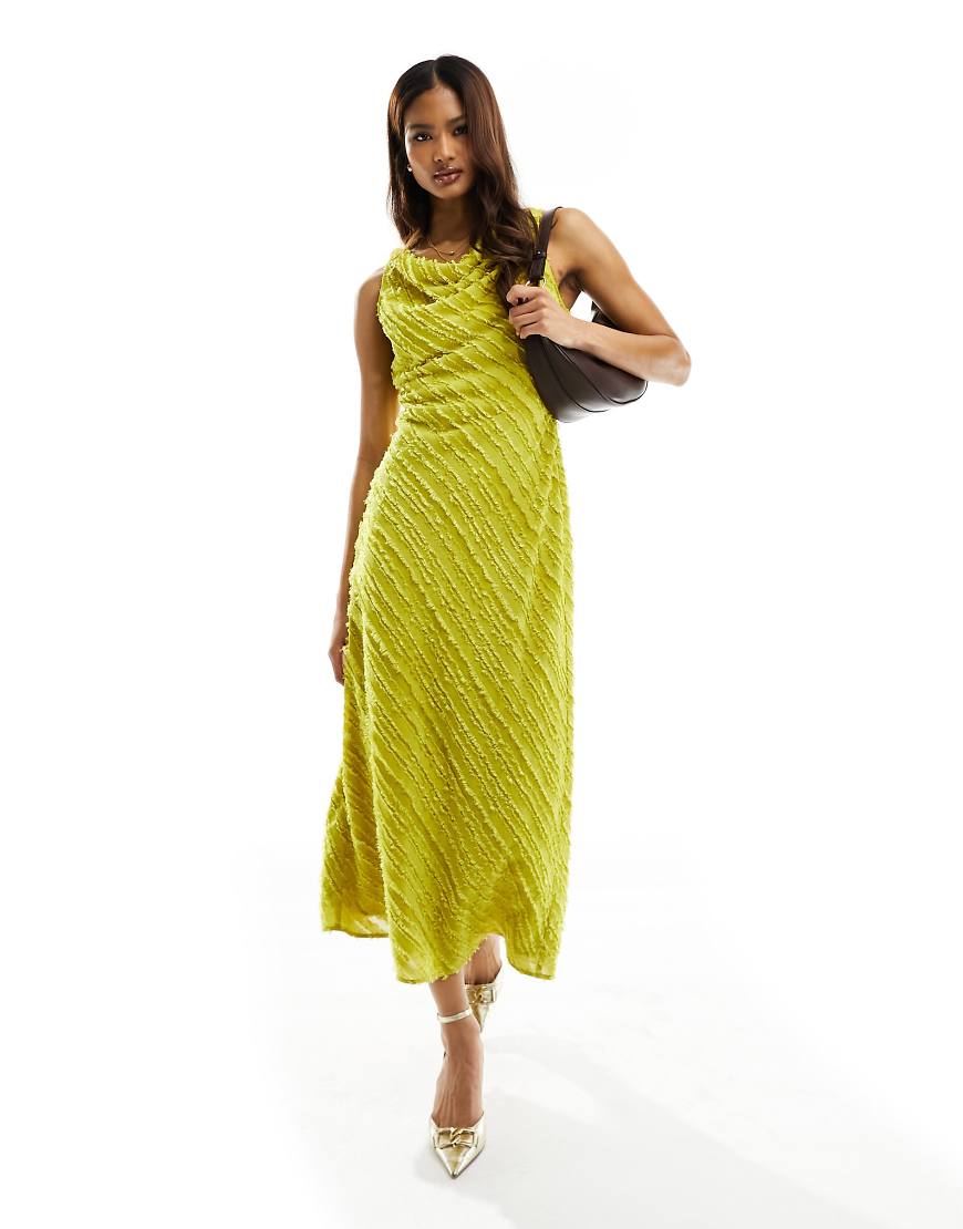 ASOS Design - Flauschiges, ärmelloses Midikleid in Chartreuse mit Schrägschnitt und Streifen-Gelb ASOS Design - Flauschiges, ärmelloses Midikleid in Chartreuse mit Schrägschnitt und Streifen-Gelb von ASOS DESIGN