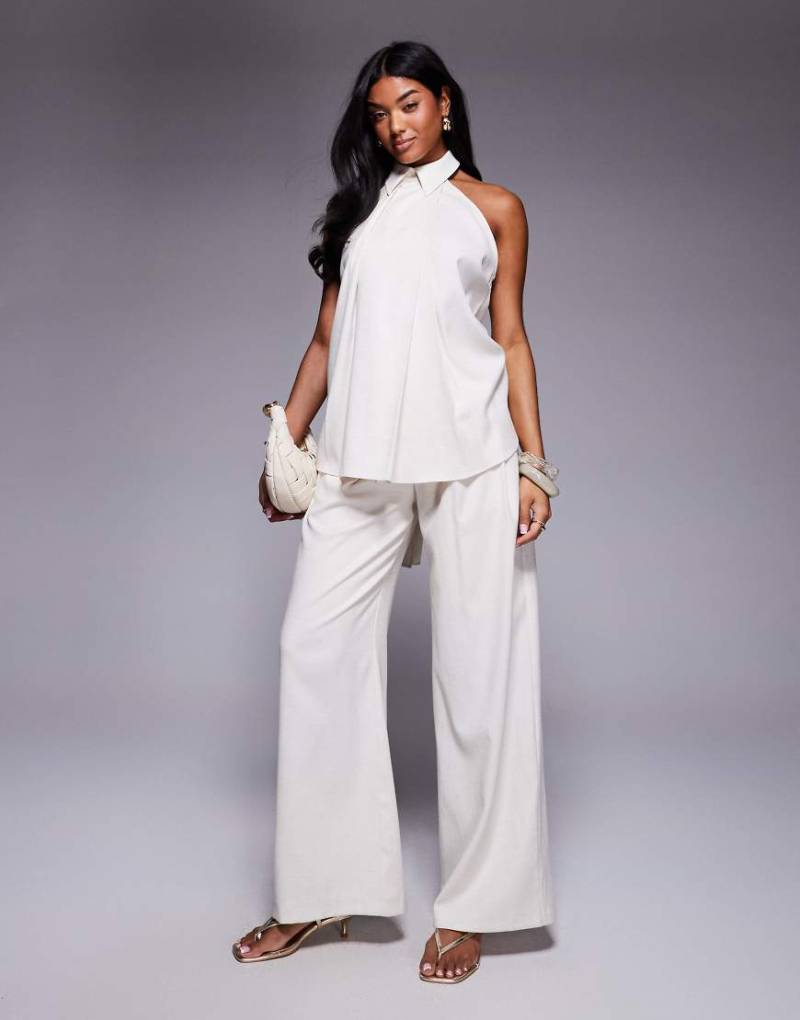 ASOS X THE SOURCED COLLECTION - Neckholder-Oberteil in Steinbeige mit Kragen-Neutral von ASOS DESIGN
