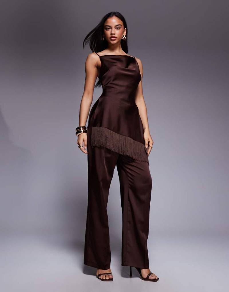 ASOS X THE SOURCED COLLECTION - Trägeroberteil in Braun mit Fransen-Brown von ASOS DESIGN