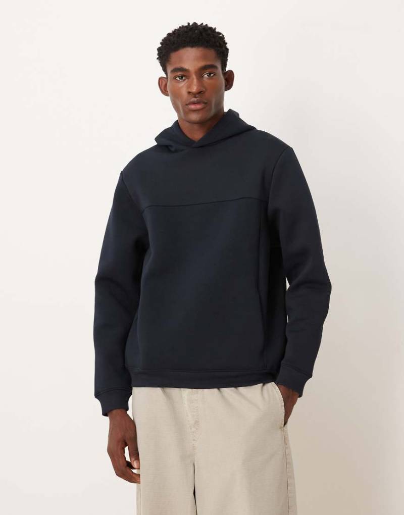 ASOS DESIGN - Locker geschnittener Kapuzenpullover aus schwerem, neoprenartigem Stoff in Marineblau von ASOS DESIGN