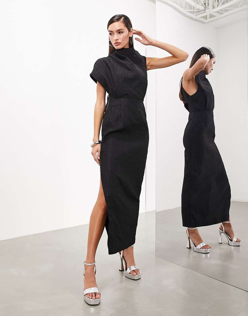 ASOS EDITION - Auffälliges, ärmelloses Maxikleid in strukturiertem Schwarz mit hohem Kragen von ASOS EDITION