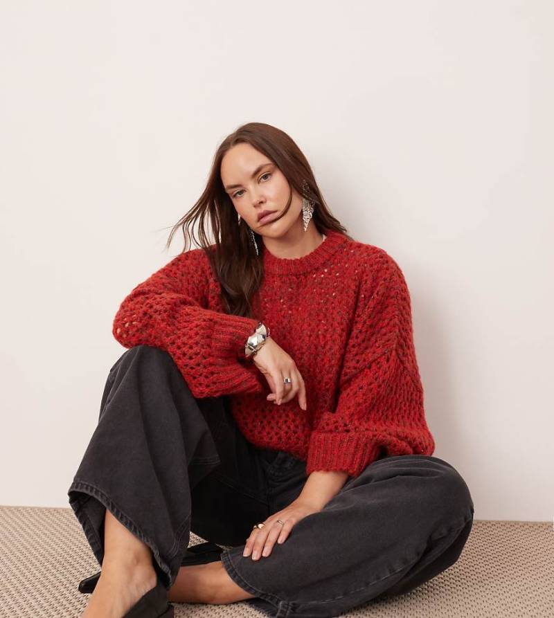 ASOS EDITION Curve - Grobmaschiger Oversize-Strickpullover in Rot mit kastigem Schnitt-Bunt von ASOS EDITION