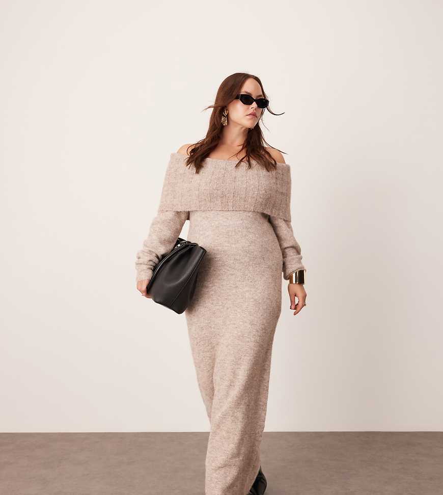 ASOS EDITION Curve - Midaxi-Strickkleid in Pilzbraun mit Carmen-Ausschnitt ASOS EDITION Curve - Midaxi-Strickkleid in Pilzbraun mit Carmen-Ausschnitt von ASOS EDITION