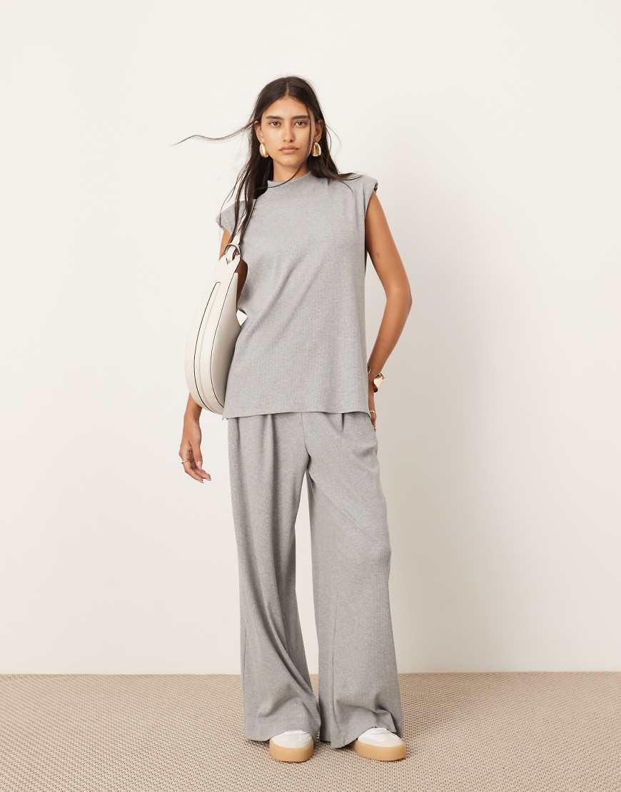 ASOS EDITION - Hochwertige Hose aus geripptem Jersey in Grau, Kombiteil-Braun von ASOS EDITION
