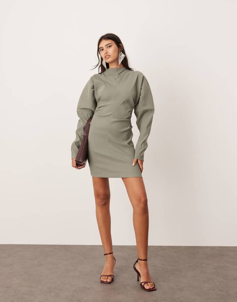 ASOS EDITION - Minikleid in Khakigrün mit strukturierten Ärmeln und Faltendetail in der Taille-Bunt von ASOS EDITION