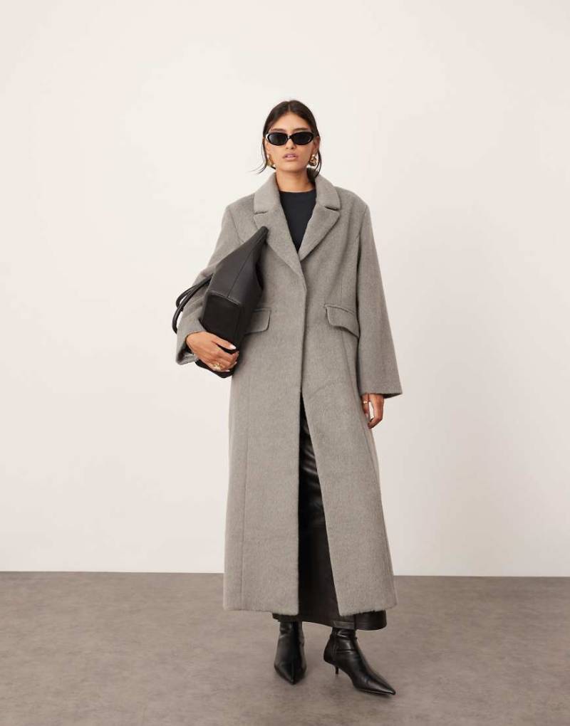 ASOS EDITION - Schlichter, eleganter Oversize-Maximantel in Blassgrau von ASOS EDITION