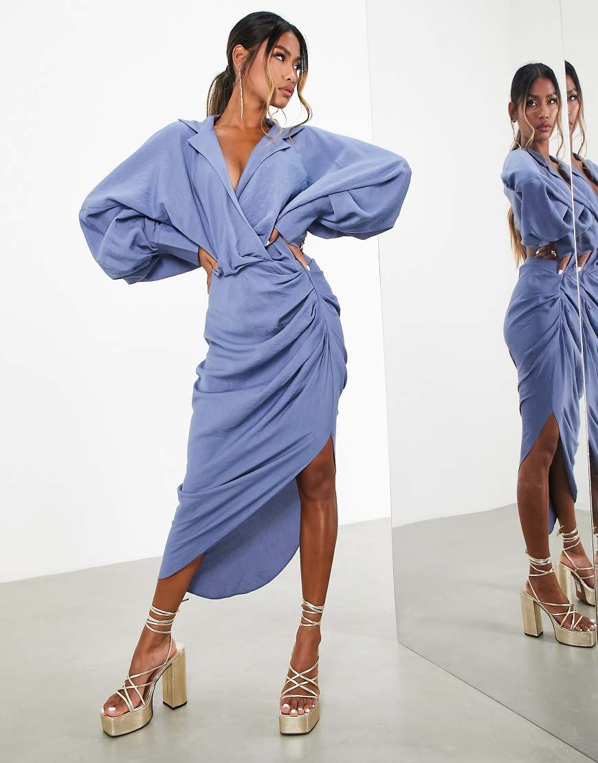 ASOS EDITION - Strukturiertes, drapiertes Midi-Hemdkleid in Blau mit Bindedetail von ASOS EDITION