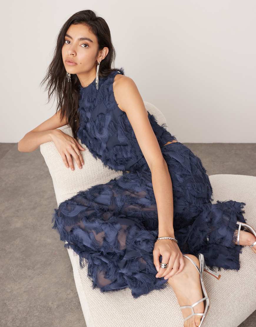 ASOS EDITION - Strukturiertes Oberteil in Blau mit Reißverschluss hinten und Racer-Back, Kombiteil-Bunt ASOS EDITION - Strukturiertes Oberteil in Blau mit Reißverschluss hinten und Racer-Back, Kombiteil-Bunt von ASOS EDITION
