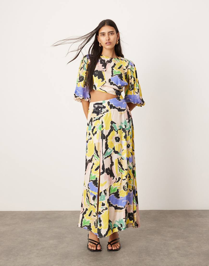 ASOS Edition - Midikleid mit übergroßem Blumendruck, Blousonärmeln und Zierausschnitten-Bunt von ASOS EDITION