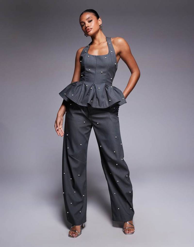 ASOS LUXE - Barrel-Leg-Hose in Grau mit Nadelstreifen und Perlen, Kombiteil von ASOS Luxe