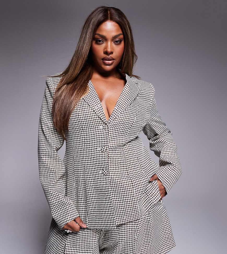 ASOS LUXE Curve - Blazer in Braun mit Hahnentrittmuster, Schleife hinten und Pailletten, Kombiteil ASOS LUXE Curve - Blazer in Braun mit Hahnentrittmuster, Schleife hinten und Pailletten, Kombiteil von ASOS LUXE