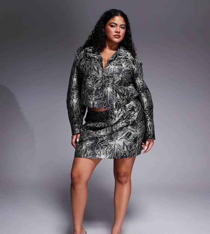 ASOS LUXE Curve - Geformter Jacquard-Rock in Schwarz mit Blumenmuster, Kombiteil-Bunt von ASOS LUXE