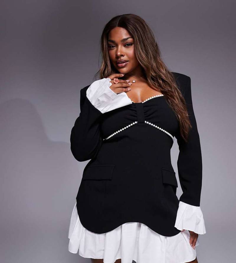 ASOS LUXE Curve - Langärmliges Minikleid in strukturiertem Schwarz mit Perlenbesatz und Faltenrock von ASOS LUXE