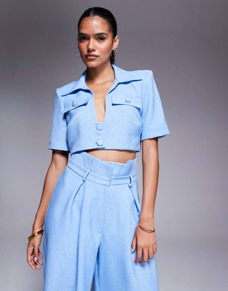 ASOS LUXE - Elegante, Cropped-Hemdbluse in Hellblau, Kombiteil von ASOS Luxe