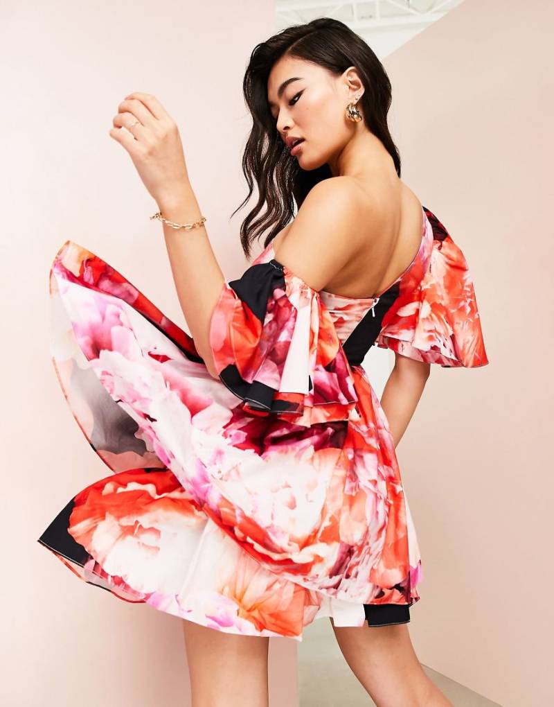 ASOS LUXE - Kleid aus Baumwolle mit One-Shoulder-Träger, Korsett-Detail, Rüschen und Blumenprint-Bunt von ASOS Luxe