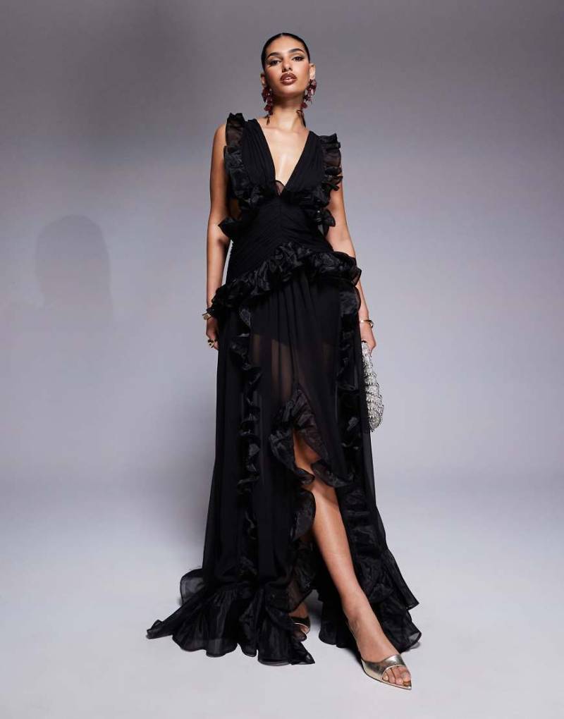 ASOS LUXE - Maxikleid in Schwarz mit tiefem Ausschnitt, gerafftem Chiffondetail und Rückenausschnitt ASOS LUXE - Maxikleid in Schwarz mit tiefem Ausschnitt, gerafftem Chiffondetail und Rückenausschnitt von ASOS LUXE