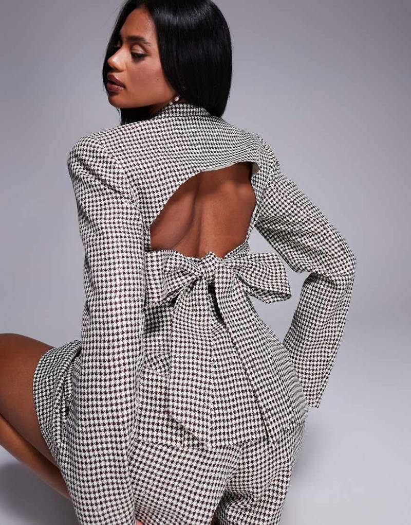 ASOS LUXE - Pailletten-Blazer in Schokobraun mit Hahnentrittmuster und Rückenschleife, Kombiteil von ASOS Luxe