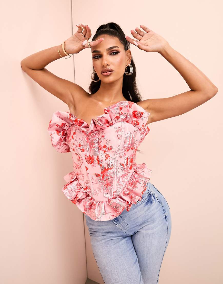 ASOS LUXE - Trägerloses Oberteil aus Jacquard in Rosa und Rot geblümt mit Korsett-Design und Rüschen von ASOS LUXE