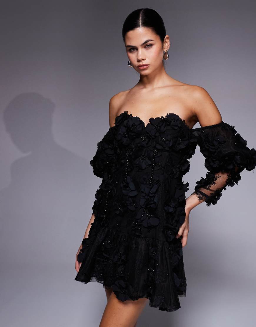 ASOS LUXE - Verziertes, schulterfreies Minikleid in Schwarz mit Puffärmeln und 3D-Blumenmuster von ASOS LUXE