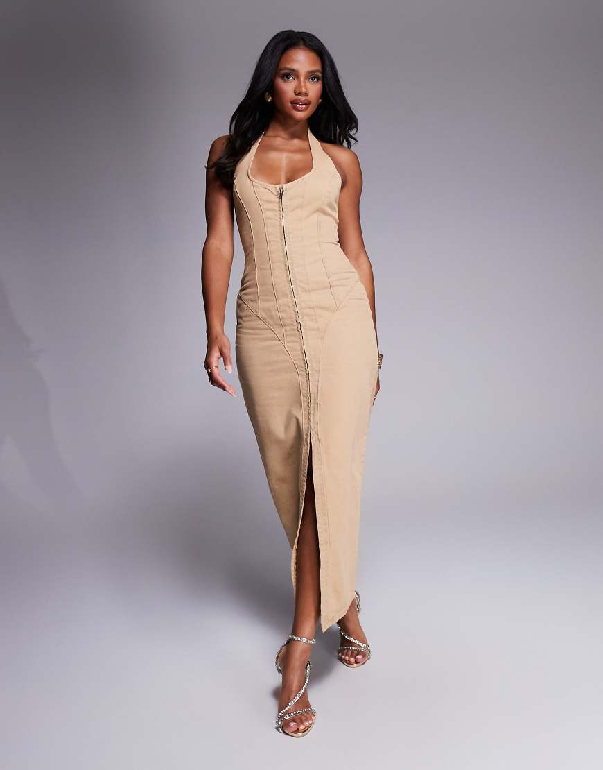 ASOS LUXE - Figurbetontes Midikleid in hellbrauner Waschung mit Korsettdetail und Neckholder von ASOS Luxe