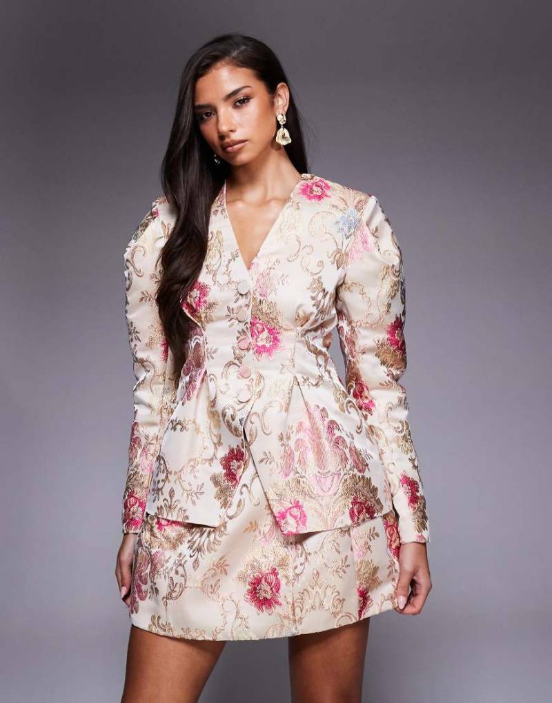 ASOS LUXE - Jacquard-Blazer in Weiß mit Blumenmuster sowie betonter Schulter- und Taillenpartie, Kombiteil-Bunt von ASOS Luxe