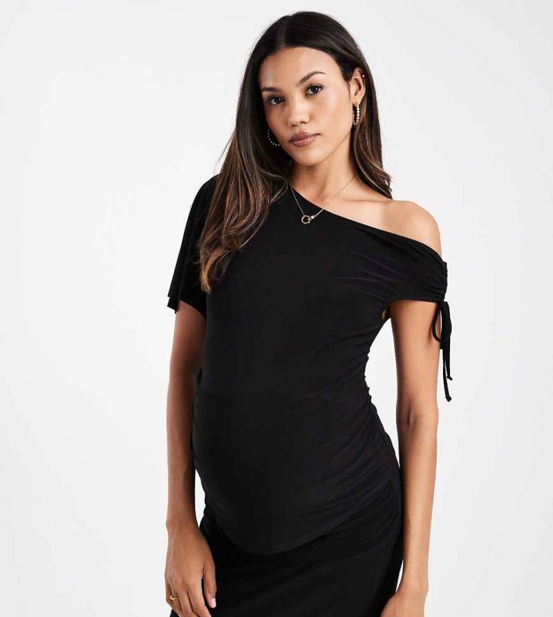 ASOS DESIGN Maternity - Anschmiegsames Oberteil in Schwarz mit asymmetrischer Schulterpartie und Raffung, Kombiteil, Umstandsmode von ASOS Maternity