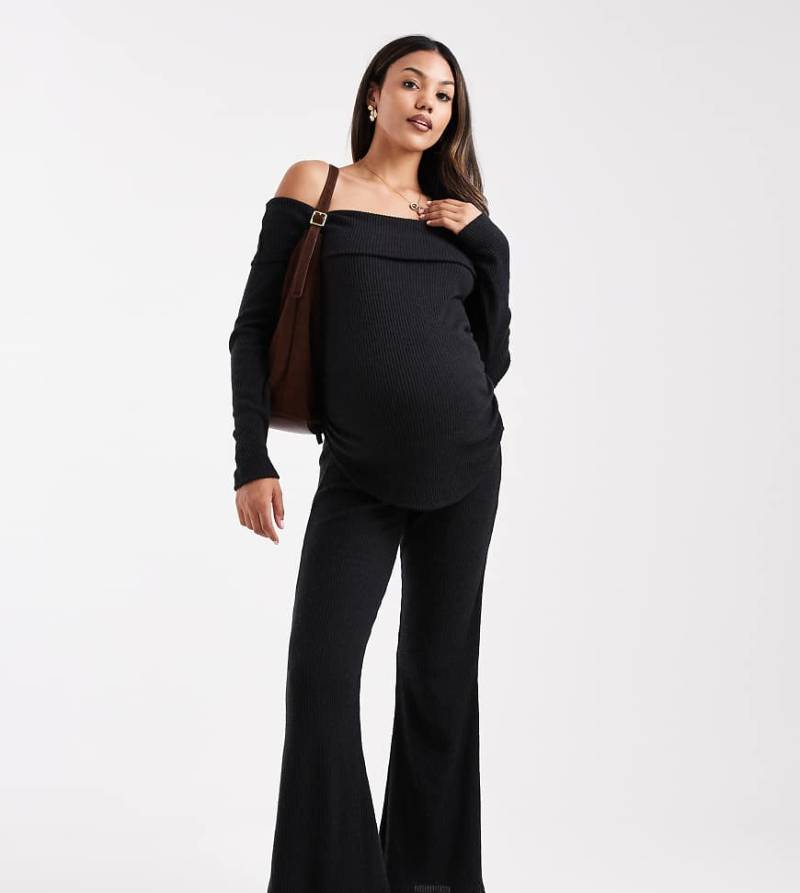 ASOS DESIGN Maternity - Gerippte Schlaghose in Schwarz, Kombiteil, Umstandsmode von ASOS Maternity