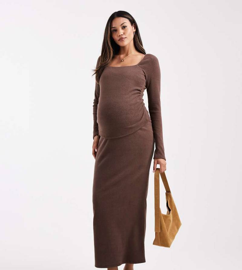 ASOS DESIGN Maternity - Gerippter Maxirock in Schokobraun, Kombiteil, Umstandsmode-Brown von ASOS Maternity
