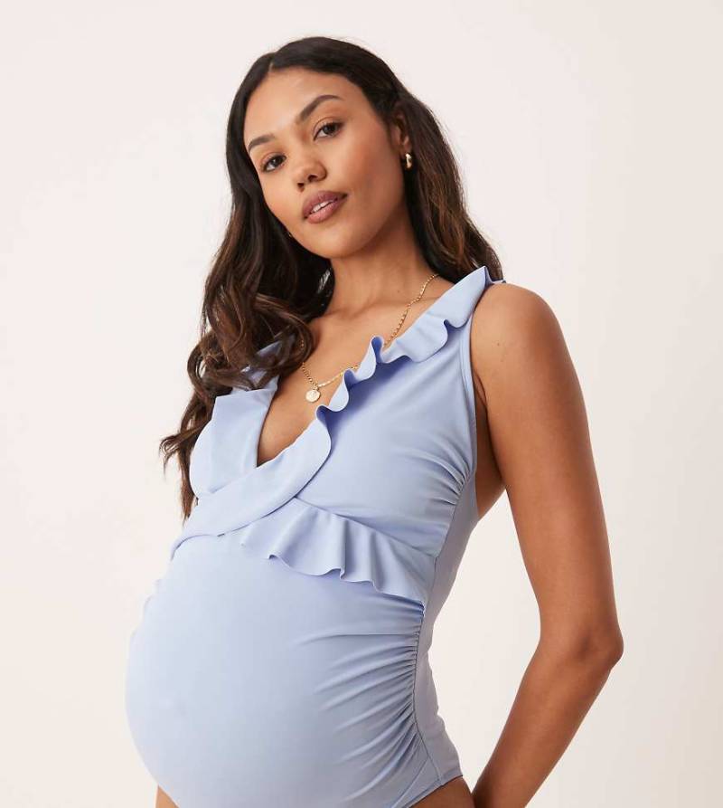 ASOS DESIGN Maternity - Maya - Umstands-Badeanzug in Blau mit Rüschendetail von ASOS Maternity