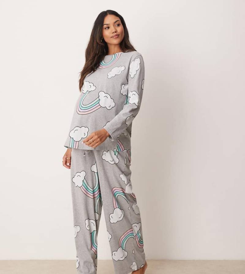 ASOS DESIGN Maternity - Pyjama in meliertem Grau mit Regenbogen-Grafikprints, aus langärmligem Oberteil und Hose von ASOS Maternity