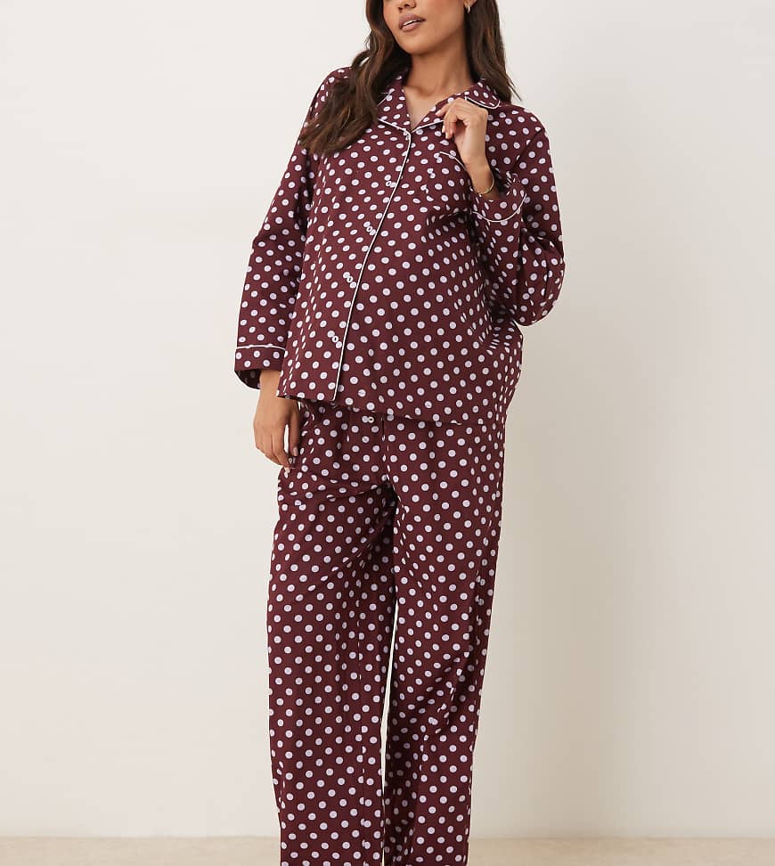 ASOS DESIGN Maternity - Pyjama mit Polka Dots und Samt-Besatz, Umstandsmode-Brown von ASOS Maternity