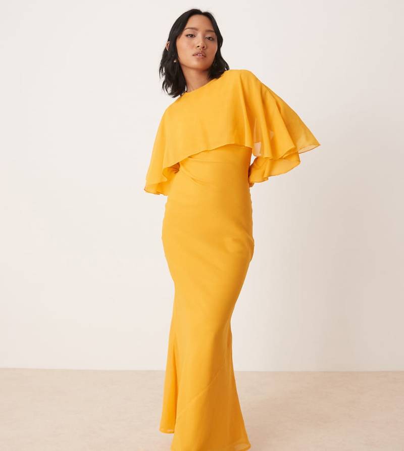 ASOS DESIGN Petite - Asymmetrisches, langärmliges Maxikleid in Orange mit Rüschen und Cape-Detail von ASOS Petite