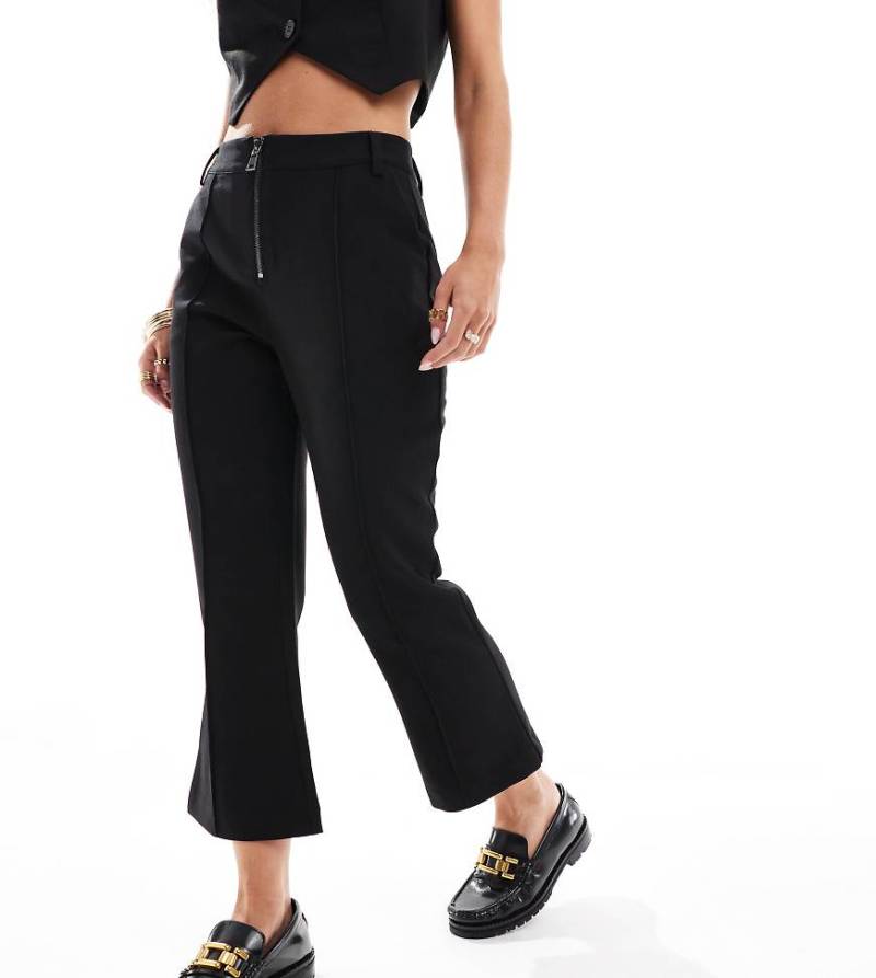 ASOS DESIGN Petite - Elegante Hose in Schwarz mit Reißverschluss vorne und schmalem Beinschnitt von ASOS Petite
