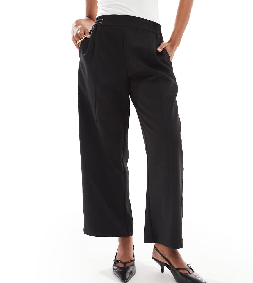 ASOS DESIGN Petite - Elegante Schlupfhose in Schwarz mit abgerundetem Bein ASOS DESIGN Petite - Elegante Schlupfhose in Schwarz mit abgerundetem Bein von ASOS Petite
