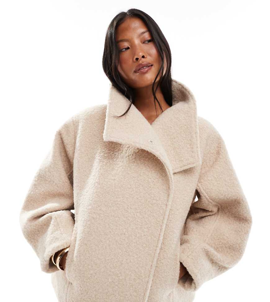 ASOS DESIGN Petite - Gemütliche Oversize-Jacke in Haferbeige mit Stehkragen-Grau von ASOS Petite