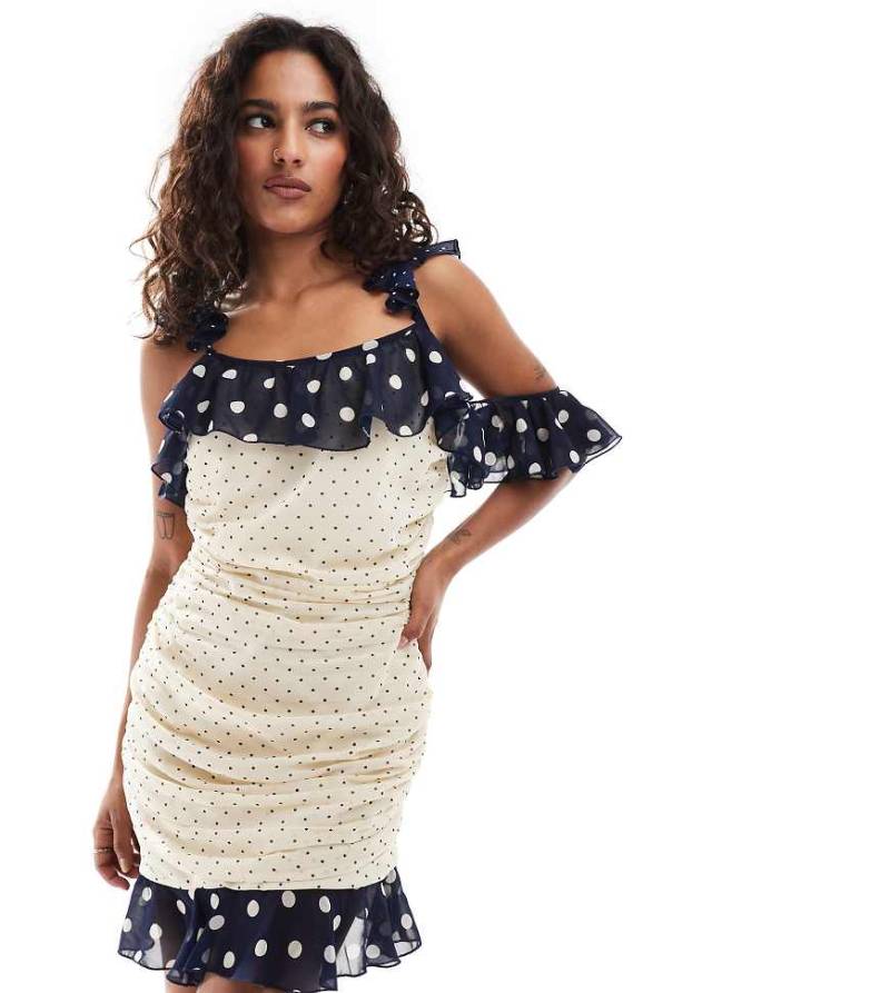 ASOS DESIGN Petite - Gerafftes Minikleid mit Punktmuster-Mix und Rüschendetails-Bunt von ASOS Petite