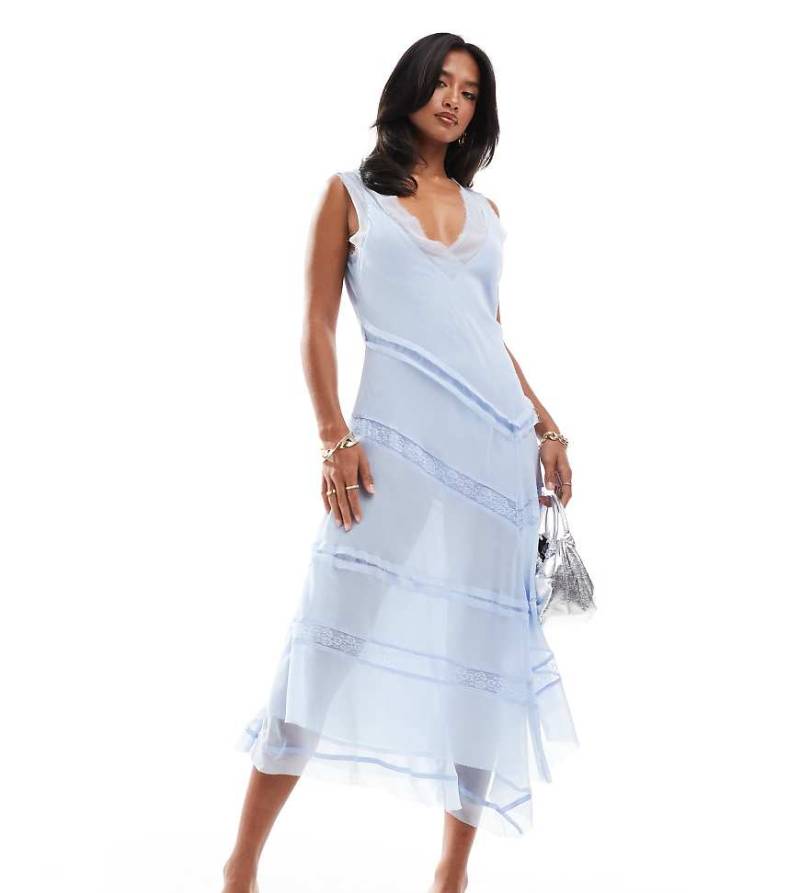 ASOS DESIGN Petite - Kleid in Eisblau mit Spitzeneinsatz und asymmetrischem Saum von ASOS Petite