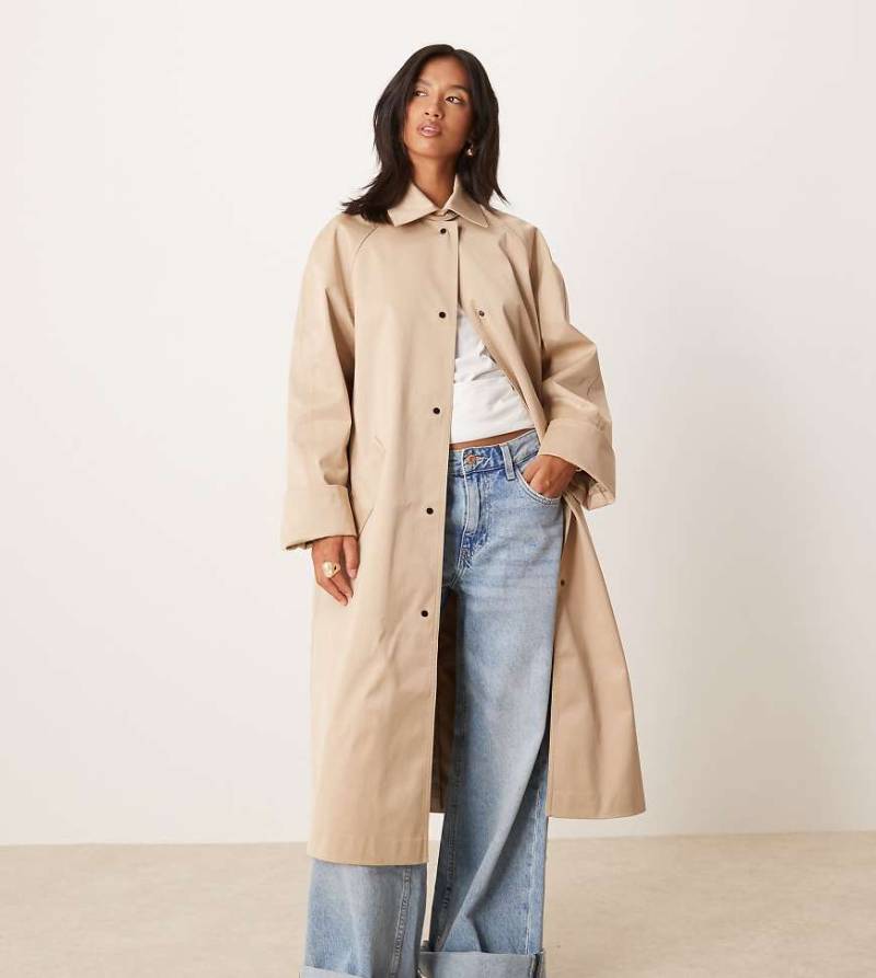 ASOS DESIGN Petite - Lang geschnittener Trenchcoat in Steinbeige-Neutral von ASOS Petite