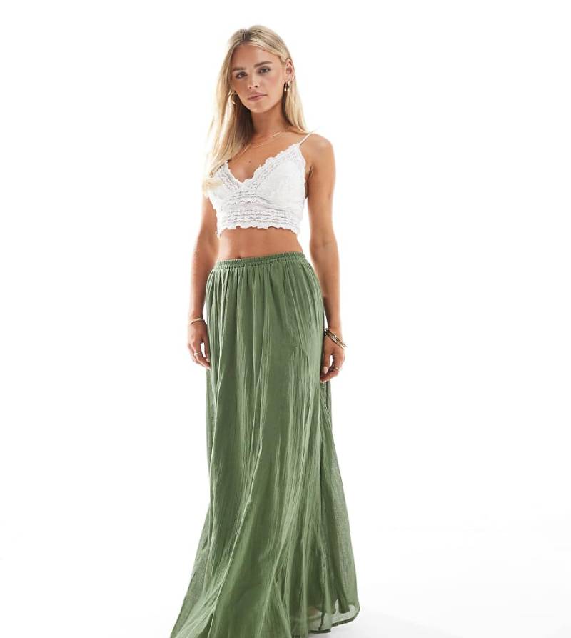 ASOS DESIGN Petite - Maxirock aus khaki Baumwolle mit Godet-Grün von ASOS Petite