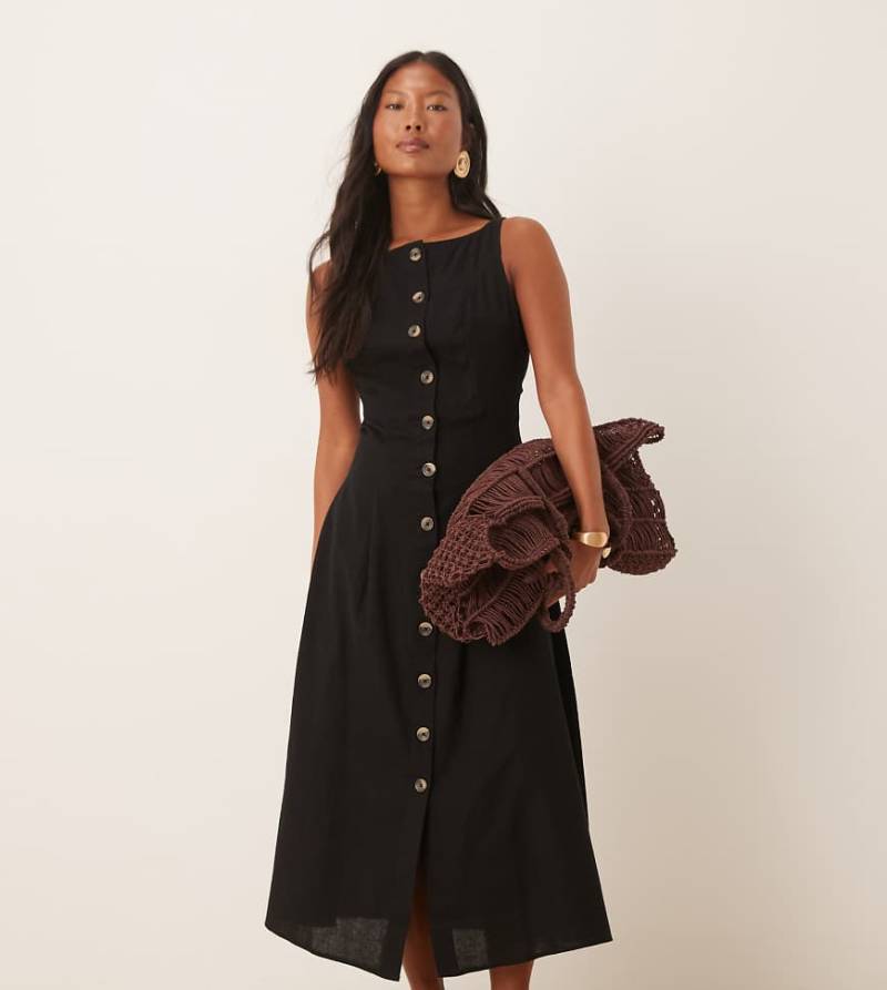 ASOS DESIGN Petite - Mittellanges Westenkleid in Schwarz mit Knopfleiste und U-Boot-Ausschnitt von ASOS Petite