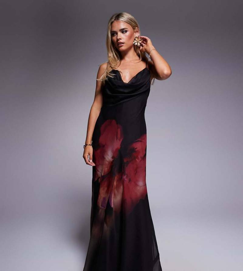 ASOS DESIGN Petite - Tief ausgeschnittenes Maxikleid mit Blumenmotiv, Detail am Rücken und Wasserfallausschnitt-Bunt von ASOS Petite
