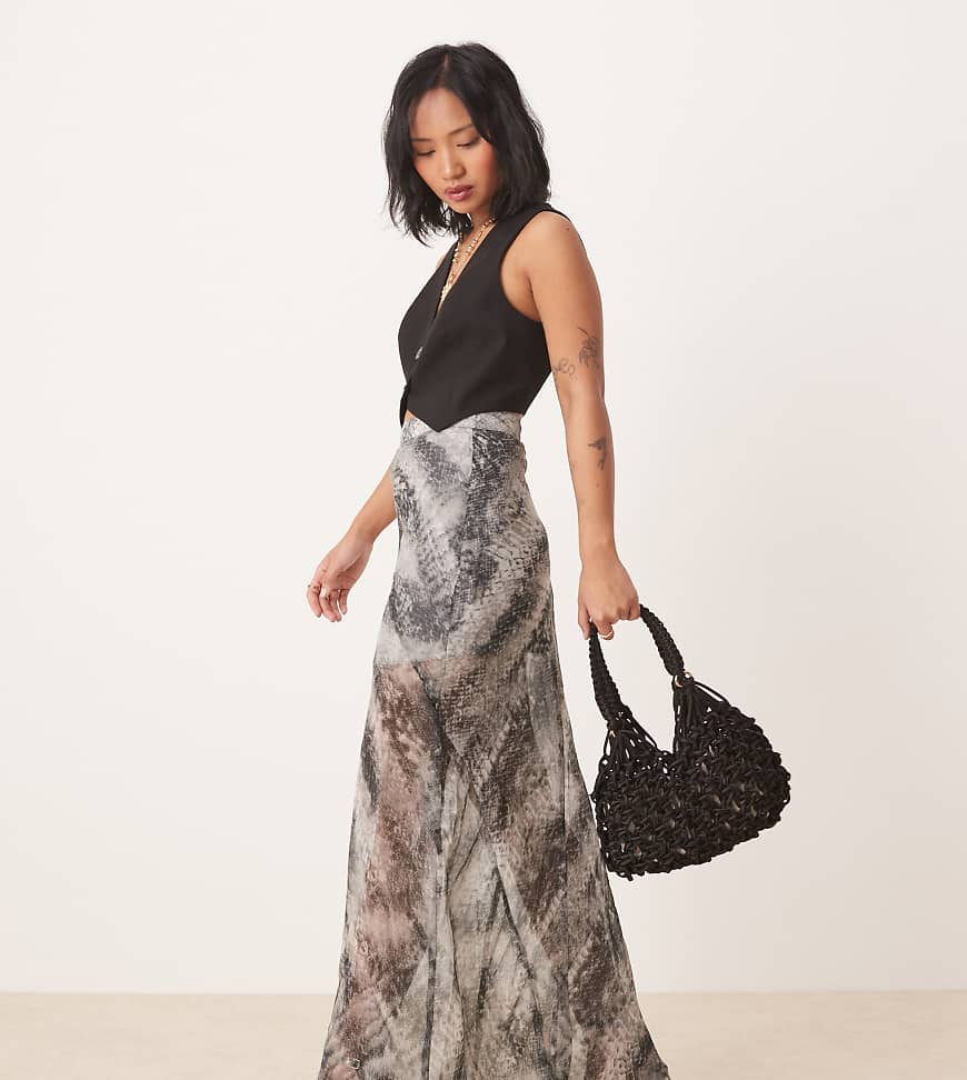 ASOS DESIGN Petite - Transparenter Maxirock mit Schlangenmuster-Bunt von ASOS Petite