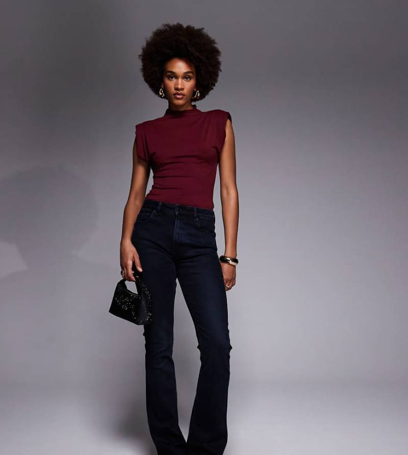 ASOS DESIGN Tall - Bootcut-Jeans in Blau-Schwarz-Marineblau von ASOS Tall