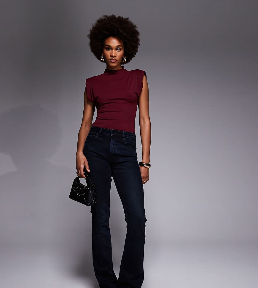 ASOS DESIGN Tall - Bootcut-Jeans in Blau-Schwarz-Marineblau von ASOS Tall