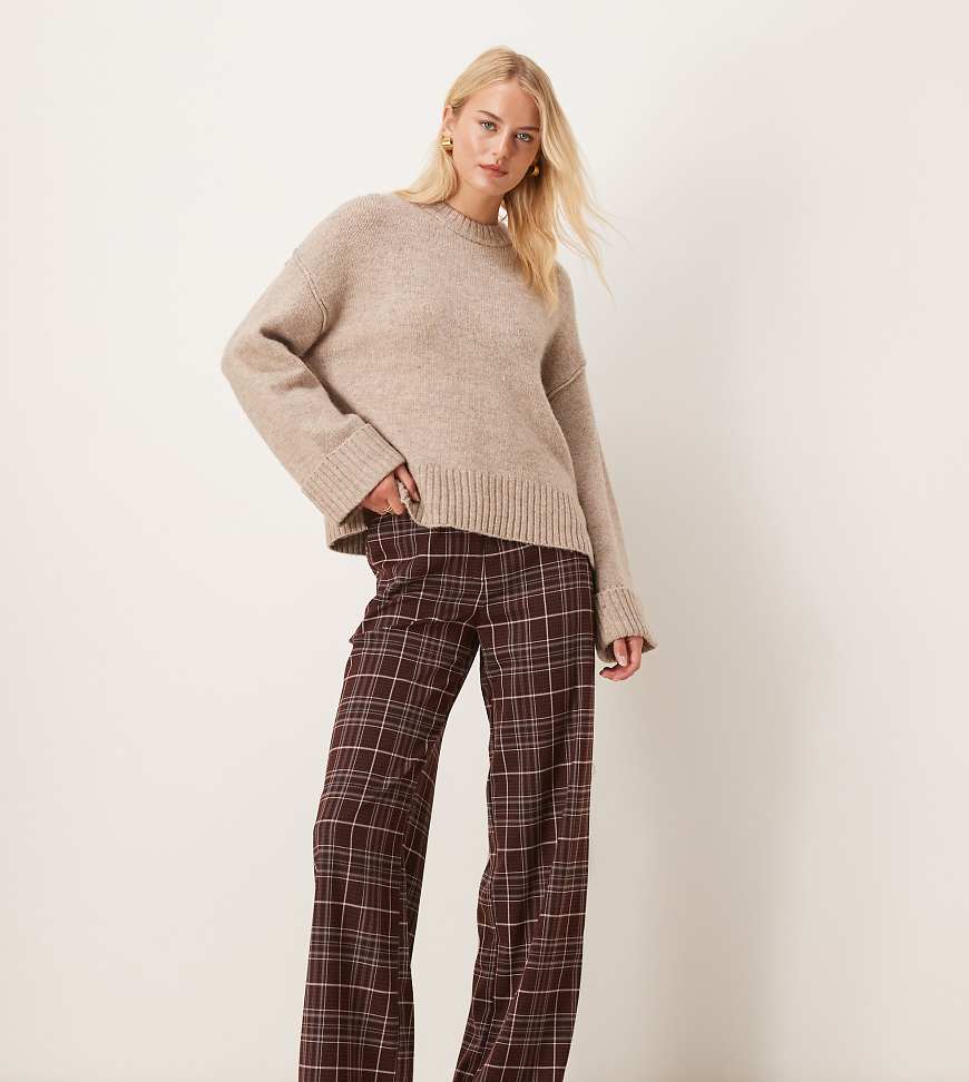 ASOS DESIGN Tall - Elegante, lässig und gerade geschnittene Hose in Burgunderrot kariert-Bunt von ASOS Tall